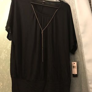 Black short sleeves top with metal removable tie